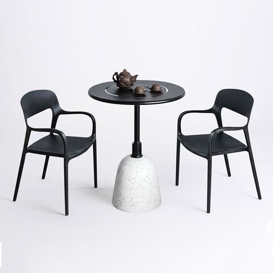 Combo bàn cafe tròn và 2 ghế nhựa CBCF333