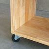 Kệ gỗ trang trí phòng khách có bánh xe di động TK039