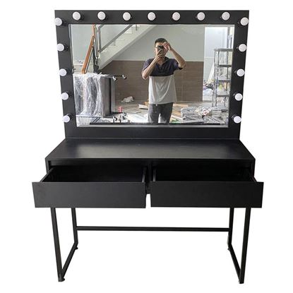 Bàn trang điểm kèm gương và đèn led BTD68055