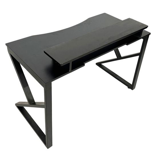 Bàn Gaming TaUP gỗ cao su chân sắt Kconcept GD68050