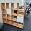 Kệ sách đơn giản có hộc tủ gỗ cao su KS68163