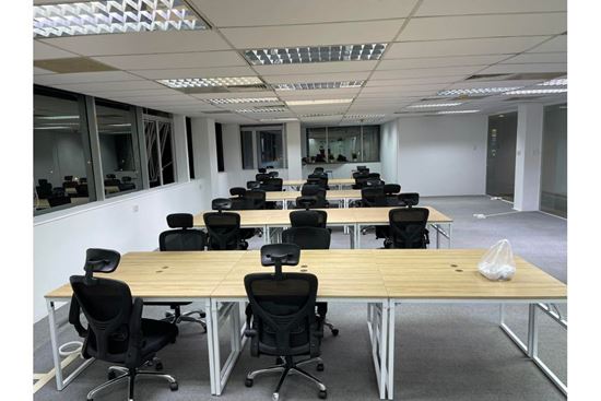 HomeOffice cung cấp 40 bộ bàn ghế văn phòng Công Ty Cổ Phần Công Nghệ VB